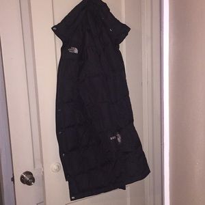North Face 600 Long Black coat